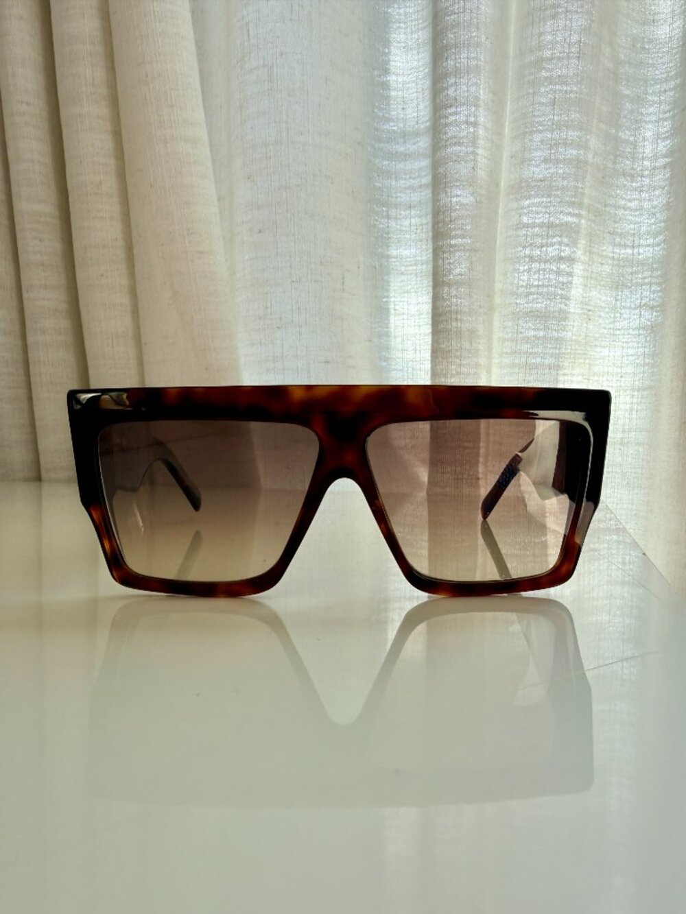 Celine 3 Dots flat-top sunglasses - Picture 6 of 7